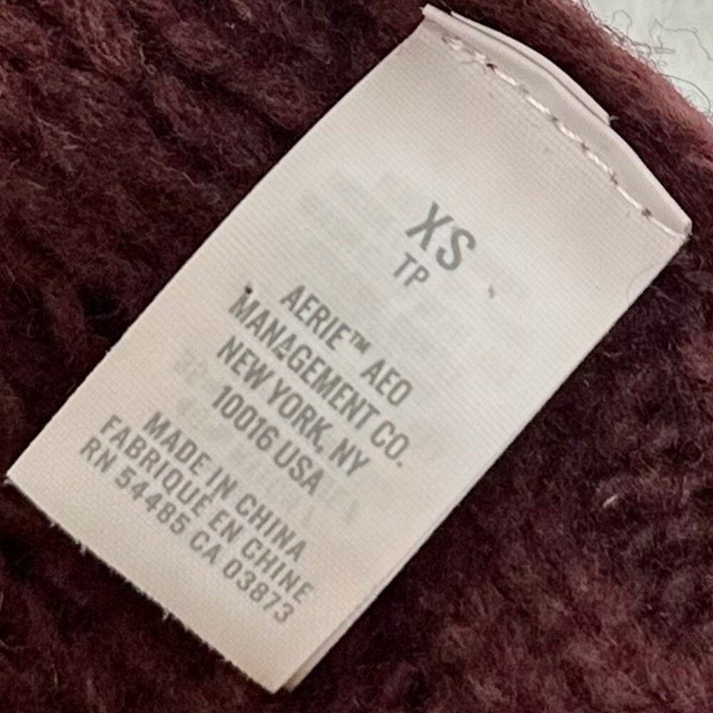 Aerie Women’s Burgundy Cable-Knit Sweater - Picture 9 of 9